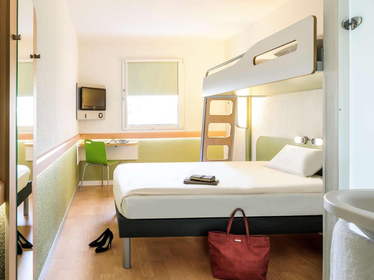 Ibis Budget Issoire Exterior foto